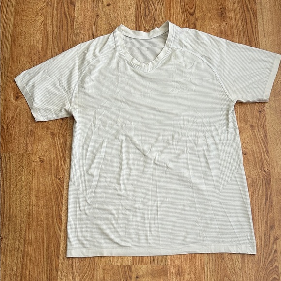 Lululemon Other - Lululemon Men's White T-Shirt Sz L